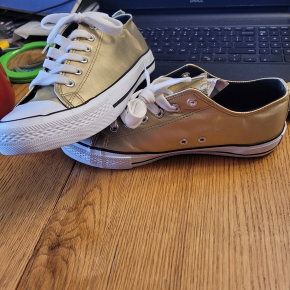 Ladies Sneakers - Picture 8 of 8